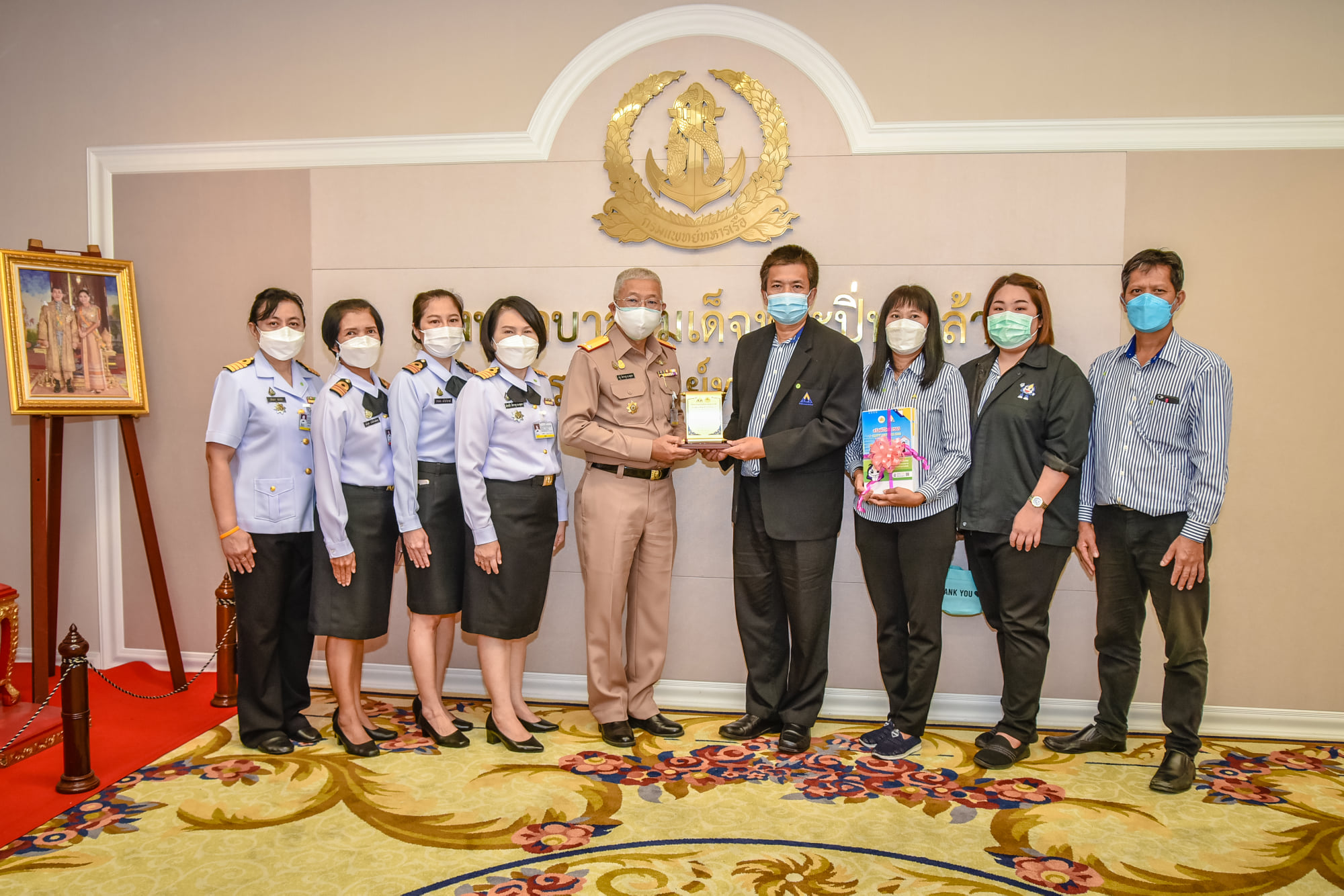 โรงพยาบาลสมเด็จพระปิ่นเกล้า กรมแพทย์ทหารเรือ ได้รับรางวัลชนะเลิศ “ สถานพยาบาลในดวงใจ ประจำปี 2564 ”